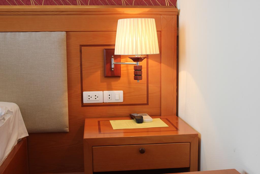 Hanoi Legacy Hotel - Hoan Kiem Bagian luar foto